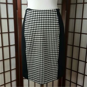 Michael Kors houndstooth skirt